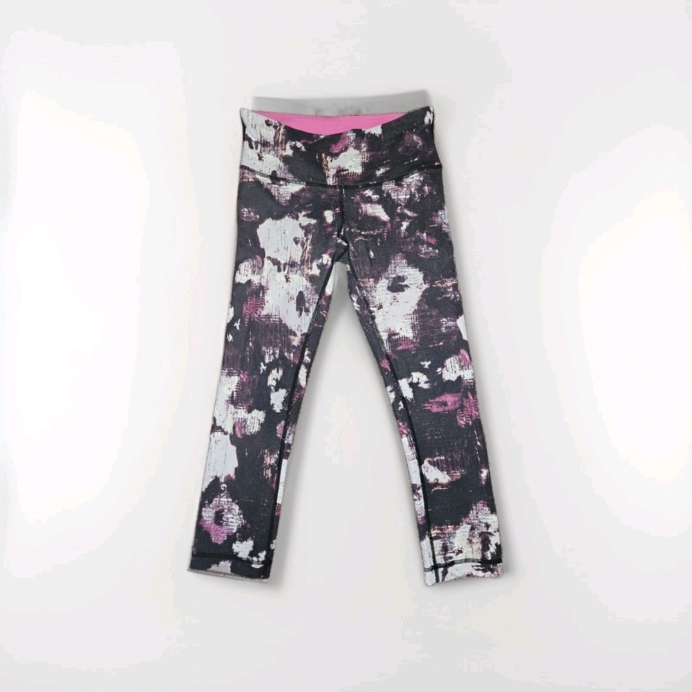 Lululemon Wunder Under Crop III leggings in the "Kara Blossom" multi-color‎ SZ 6